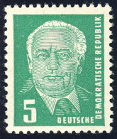 322 Wilhelm Pieck 5 Pf ** - Neufs