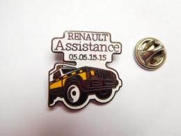 Beau Pin's En EGF , Auto Renault Jeep , Assistance , Verso Quadrillé - Renault