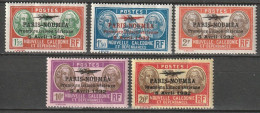 Nouvelle-Calédonie Poste Aérienne N° 21, 22, 24, 27, 28 * - Unused Stamps