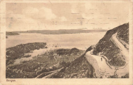 ALLEMAGNE - Bergen - Vue Sur Le Port - Bateaux - Sur Une Partie De La Ville - Carte Postale Ancienne - Bergen