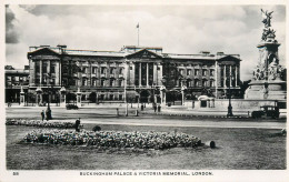 England London Buckingham Palace & Victoria Memorial - Buckingham Palace