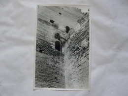 PHOTO ANCIENNE (18 X 11,5 Cm) : Scène Animée - Soldat - Exercice D'escalade - Guerre, Militaire