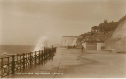 England Rottingdean Promenade & Sea Waves Judges Postcard - Andere & Zonder Classificatie