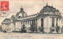 FRANCE - Paris - Vue Sur Le Petit Palais - Animé  - Carte Postale Ancienne - Altri Monumenti, Edifici