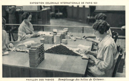 Pavillon Des Tabacs - Remplissage Des Boites De Gitanes - Mostre