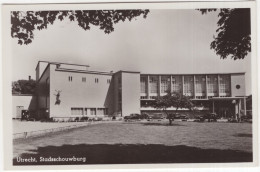 Utrecht: 4x OLDTIMER AUTO / CAR - 1940's - Stadsschouwburg - (Holland) - Voitures De Tourisme