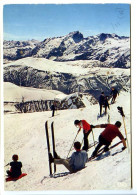 CPSM  10.5 X 15 Isère L'ALPE D'HUEZ  Ski Au Glacier De Sarennes (3250 M) Le Meije Et Le Rateau  Skieurs - Other & Unclassified