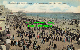 R559318 Coney Island. Boardwalk And Beach Looking North From Steeplechase Pier. - Monde