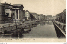 59 LILLE N°49 LL Le Palais De Justice Et La DEULE VOIR ZOOM Homme Sur Barge VOIR DOS - Lille