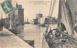 LA ROCHELLE      DEPART DE PECHE    BATEAU - La Rochelle