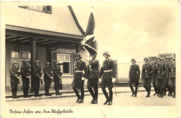 Wolfenbüttel - Unsere Fahne Vor Dem Wachgebäude - Wolfenbuettel