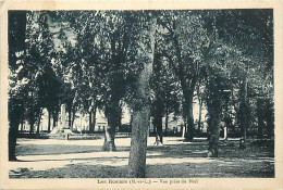 - Maine Et Loire -ref-B51- Les Rosiers - Vue Prise Du Mail - Monument Aux Morts Guerre 1914-18 - - Autres & Non Classés