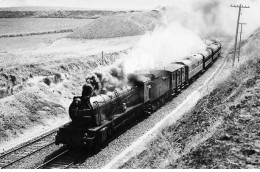 TRAIN #FG56900 TRAIN LOCOMOTIVE NÂ° CARTE PHOTO RENAUD A LOCALISER - Trenes