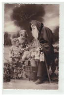 NOEL SAINT NICOLAS #17525 PERE NOEL DISTRIBUANT DES JOUETS AUX ENFANTS HOTTE CHEVAL BOIS - Sinterklaas