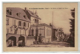 19 USSEL LA MAIRIE ET L HOTEL DES POSTES - Ussel