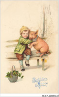 AS#BFP1-0058 - Animaux - Cochon - Bonne Année - Garçon Câlinant Un Cochon - Varkens