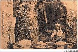 AV-BFP1-0012 - LIBAN - Deux Femmes - Types Costumes Et Métiers Orientaux - Libanon