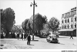 AQ#BFP2-95 -0580 - PONTOISE - La Gare Et La Place - Hôtel De Pontoise - NÂ°3 - Pontoise