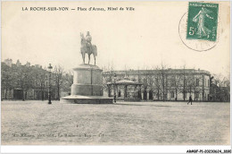 AR#BFP1-85-0947 - LA ROCHE-SUR-YON - Place D'armes - Hôtel De Ville - La Roche Sur Yon