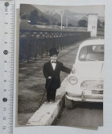 52308 0045 Foto D'epoca - FIAT 600 Con Bambino Vestito Da Totò - Palermo 1964 - Europa