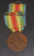 Médaille Guerra Per La Civilita - 1914 / 1918 - Italy