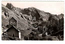 04 Vallée De L'UBAYE, FOUILLOUZE, L'église, Au Fond Le CHAMBEYRON. 2 SCAN. - Other & Unclassified