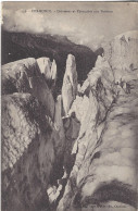 74 LES BOSSONS CREVASSES ET PYRAMIDES AU GLACIER DES BOSSONS  VALLEE DE CHAMONIX MONT BLANC Editeur: COUTTET Auguste - Chamonix-Mont-Blanc