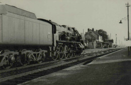 Reproduction - Locomotive En Gare à Identifier - Treni