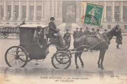 75 PARIS 1907 Les Femmes Cochers : Madame Charnier - Ambachten