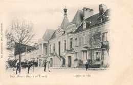 SAINTE MAURE - L'Hôtel De Ville (et Les Halles ?) Carte Précurseur Cliché 1900 - VENTE DIRECTE X - Autres & Non Classés