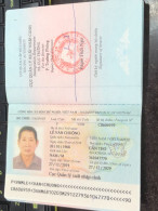 VIET NAMESE-OLD-ID PASSPORT VIET NAM-PASSPORT Is Still Good-name-le Van Chuong-2019-1pcs Book - Colecciones
