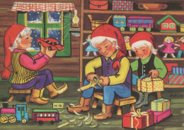 Bonne Année Noël GNOME Vintage Carte Postale CPSM #PBL835.FR - New Year