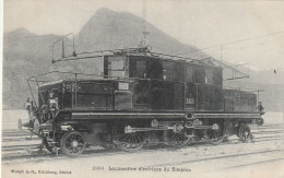 VS247 --  LOCOMOTIVE ELECTRIQUE  DU SIMPLON - Simplon