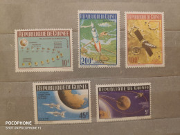 1965	Guinea	Space (F92) - Guinée (1958-...)