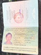 VIET NAMESE-OLD-ID PASSPORT VIET NAM-PASSPORT Is Still Good-name-mai Thanh Thuong-2007-1pcs Book - Collections