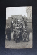 S-C 160 / Photo De Militaire - Guerre 1914-18,  Armée A Définir Inconnue - Groupe De Soldats (ciculée  A Anvers 1913) - War 1914-18