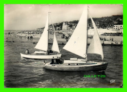 SHIP, BATEAU, VOILIERS - DEAUVILLE- TROUVILLE (76) - VOILIERS RENTRANT DANS LE BASSIN - CIRCULÉE - CAP - - Segelboote