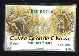 Etiquette Champagne Brut  Cuvée Grande Chasse  Bonningre Dyrand à Cramant Marne 51 Avec Sa Collerette " Chien, Sanglier, - Champagner