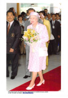 Photo De Presse.MLE10722.30x20 Cm Environ.Reine Elisabeth II D'Angleterre.Train.Commonwealth.Kuala Lumpur.1998 - Personalidades Famosas