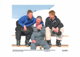 Photo De Presse.MLE10710.30x20 Cm Environ.Prince De Galles.Princes William Et Harry.Ski.Suisse.2000 - Personalidades Famosas