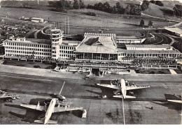 Suisse - N°76062 - ZURICH - Flughafen Kloten - Carte Vendue En L'état - Kloten