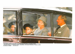 Photo De Presse.MLE10641.30x20 Cm Environ.1998.Reine Elisabeth II D'Angleterre.Duc D'Edinburgh.Eugenie Et Beatrices. - Famous People