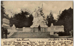 Neuchatel - Monument De La Republique - Neuchâtel