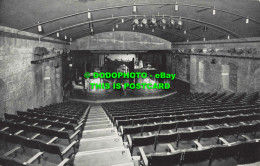 R562089 London. The Stage And Auditorium Of The Mermaid Theatre And Puddle Dock. - Andere & Zonder Classificatie