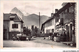 CAR-AAJP2-38-0175 - CORPS - Hôtel Du Palais - Pompe à Essence - Corps