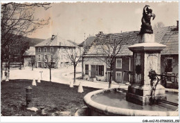 CAR-AAJP2-38-0165 - MEAUDRE - Le Bassin Et La Place - Sonstige & Ohne Zuordnung