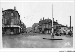 CAR-AAJP2-33-0140 - LIBOURNE - La Place Decazes Et Rue Chanzy - Picon - Libourne