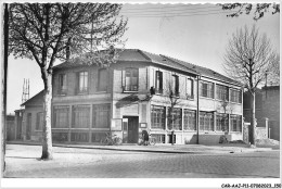 CAR-AAJP11-92-1070 - GENNEVILLIERS - La Poste - Gennevilliers