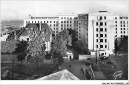 CAR-AAJP11-92-1060 - SURESNES - Vue D'ensemble De L'Hôpital Foch - Suresnes