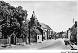 CAR-AAJP10-89-0980 - SAINT-VALERIEN - Grande-rue - Entrée Du Château - Saint Valerien